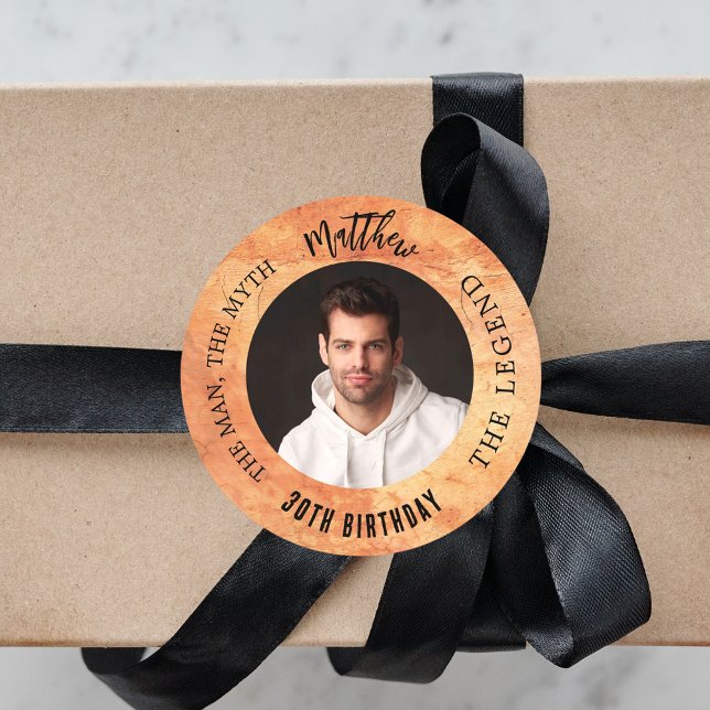 Pegatina Redonda Leyenda del mito del fotógrafo de terracota marrón (Subido por el creador)