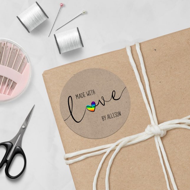 Pegatina Redonda Leyenda manuscrita de arco iris hecha con amor (Subido por el creador)