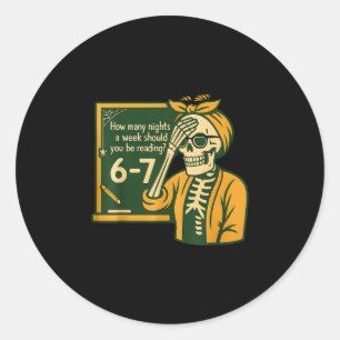 Pegatina Redonda Leyendo 67 Meme Profesor de Inglés Divertido 67 Am