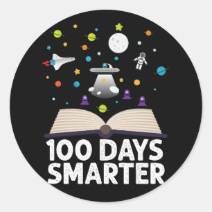 Pegatina Redonda Libros del 100.º día de escuela 100 días más intel