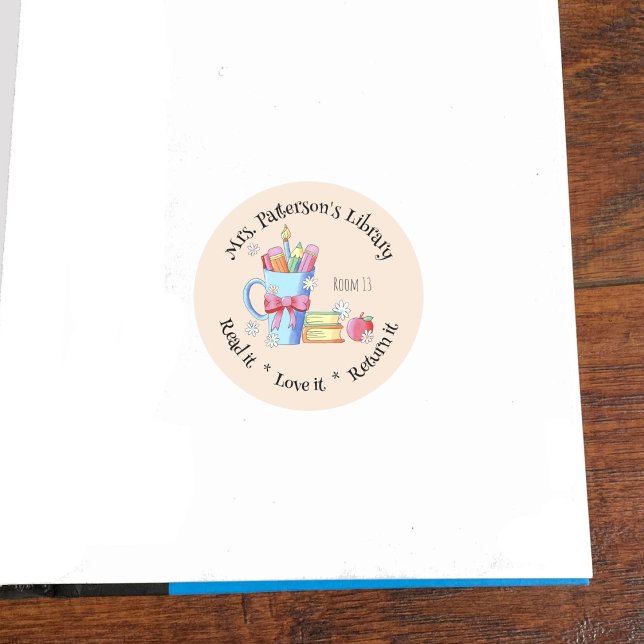 Pegatina Redonda Libros , Mug , Pegatinas De La Biblioteca Apple Y  (Watercolor art classroom library stickers .)