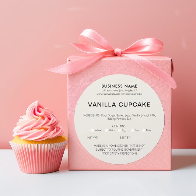Pegatina Redonda Licencia de comida legal para pasteles en casa (Create Your Own Home Made Cupcake Label by MINTIC DESIGN STUDIO)