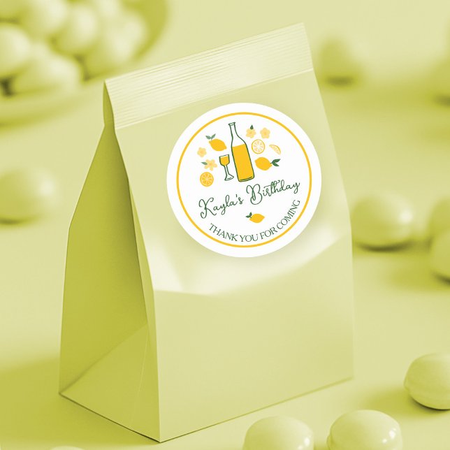 Pegatina Redonda Limoncello Limonada Cumpleaños Personalizado Limón (Limoncello Lemonade Lemon CUSTOM Birthday Classic Round Sticker
)