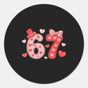Pegatina Redonda Lindo 67 Corazones Número Seis Siete Día de San Va