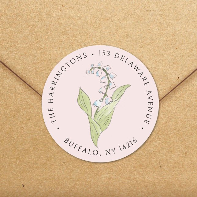 Pegatina Redonda Lirio del Valle Mayo Rosa Floral Dirección de Devo (This elegant address sticker features my lily of the valley art against a soft pastel pink.)
