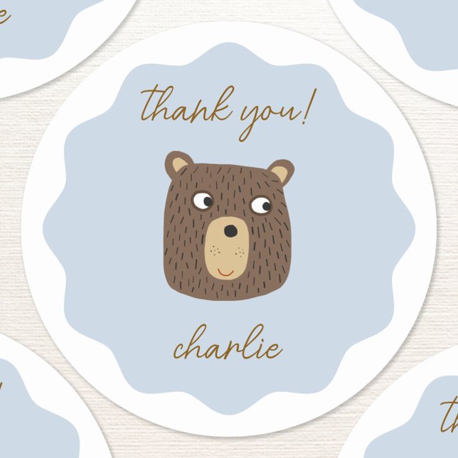 Pegatina Redonda Little Bear Cub Personalizado Gracias (Fun adorable little teddy bear cub personalized thank you sticker)
