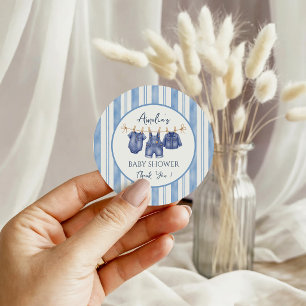 Pegatina Redonda Llega Little Blue Jean, Baby Shower de Denim,