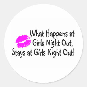 Pegatina Redonda Lo Que Pasa En Las Noches De Los Chicas Se Queda E