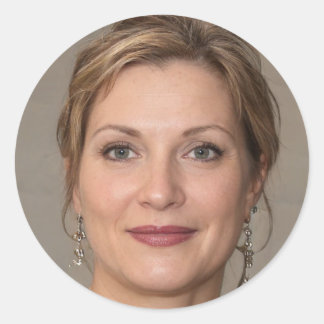 Pegatina Redonda Logo de Denbigh Patriots We Bring the Heat HS