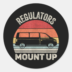 Pegatina Redonda Los anticuados reguladores de la retro montan a un