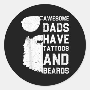 Pegatina Redonda Los Hombres Maravillosos Tienen Tatuajes Y Mamas -