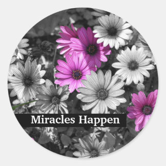 Pegatina Redonda Los milagros ocurren en Daisies Inspiradores