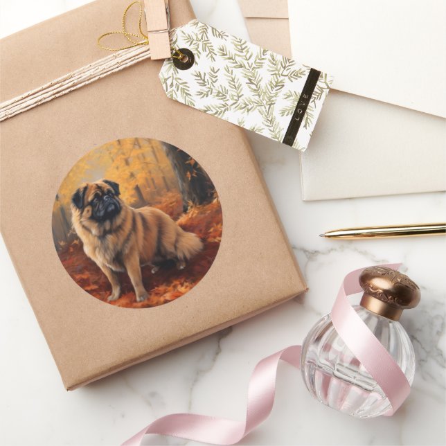 Pegatina Redonda Los pekingeses en otoño se inspiran en las hojas (Regalar)