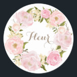 Pegatina Redonda Los Románticos Peonies Rosados Usan Personalidades<br><div class="desc">Pegatina elegante con ilustraciones acuáticos de peonías y rosas. Whimsical y femenino,  un acento perfecto para sobres y regalos. Esto es parte de una colección. Los elementos coincidentes están disponibles.</div>