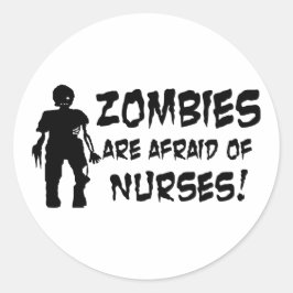 Pegatina Redonda Los zombies temen a las enfermeras