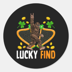 Pegatina Redonda Lucky Find Bigfoot Feliz Día de San Patricio Camis