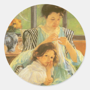 Pegatina Redonda Madre joven cosiendo de Mary Cassatt, Arte Antiguo