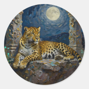 Pegatina Redonda Majestuoso leopardo en saliente de acantilado