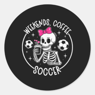 Pegatina Redonda Mamá de fin de semana de café fútbol de un jugador