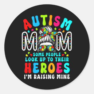Pegatina Redonda Mamá del autismo criando héroe groovy desordenado
