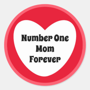 Pegatina Redonda Mamá número uno cortó el corazón blanco rojo