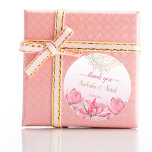 Pegatina Redonda Mandala dorada de loto rosa boda indio gracias<br><div class="desc">Mandala boda indio de oro de loto rosado gracias a los pegatinas.</div>