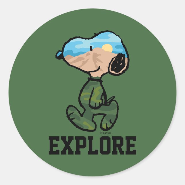 Pegatina Redonda Maní | Gran Esnoopa al Aire Libre (Anverso)