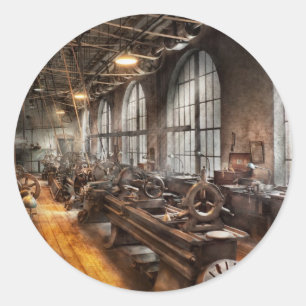 Pegatina Redonda Máquina - Una habitación llena de toros