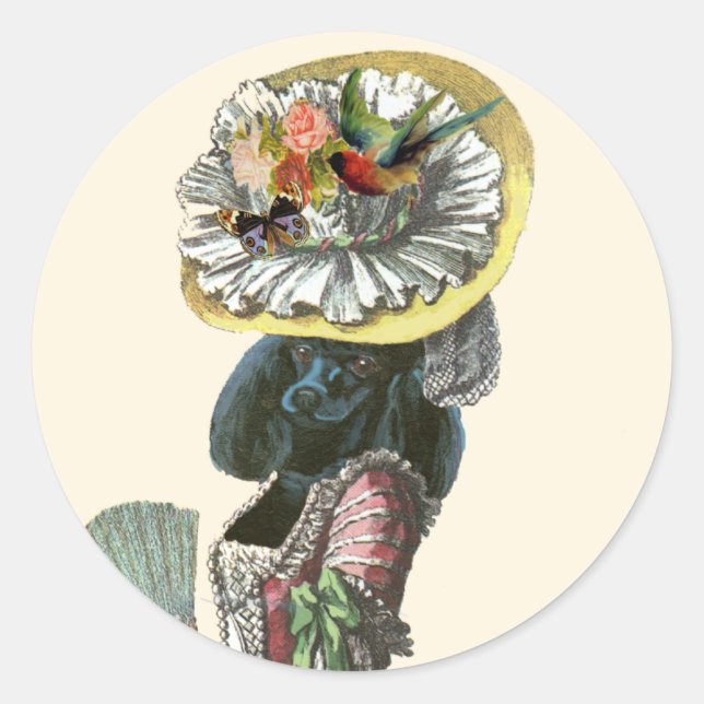 Pegatina Redonda Marie Antionette Black Poodle Costume del siglo XV (Anverso)