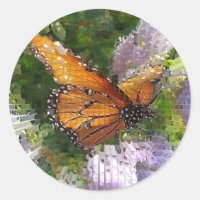 Mariposa monarca mosaica descansando en las flores