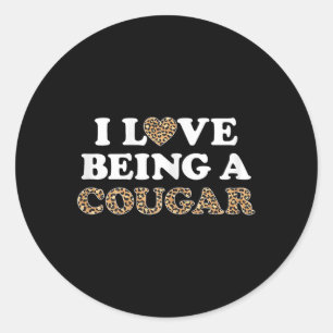 Pegatina Redonda Me Encanta Ser Un Cougar Outfit Cougars Girlfri