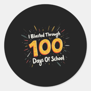 Pegatina Redonda Me Golpeé Durante 100 Días De Escuelas 100 Días De