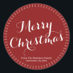 Pegatina Redonda Merry Christmas script burgundy nombre personaliza<br><div class="desc">Feliz personalizado de escritura navideña nombre de familia y regalo de fecha a pegatinas. Feliz Navidad,  nombres y citas rodeados por una delicada corona de caña de caramelo en burdeos,  burdeos,  sangre de bueyes rojo y blanco</div>