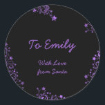 Pegatina Redonda Merry Christmas Stars Black Purple Moda Name<br><div class="desc">Escritura a mano decorativa Tipografía a Emily,  con amor de Santa,  puedes cambiar el texto y agregar tu nombre,  Stars Black and Purple Moda Holiday Season Wrapping,  Pegatina redondo</div>