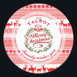 Pegatina Redonda MERRY CHRISTMAS Tradicional personalizado Ronda S<br><div class="desc">Personalizable Feliz Navidad con el tradicional pegatina gráfico vintage circular. Su nombre y mensaje sobre el hermoso patrón de estilo de Laponia en color rojo y blanco. Navidades personalizados de juego Papel servilleta,  placa de papel y más...  Hay otro modelo disponible.</div>