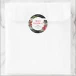 Pegatina Redonda Merry Christmas Typography & Floral Wreath Coaster<br><div class="desc">Elegante y moderna tipografía de escritura - Feliz Navidad con coloridas flores de Navidad. Texto opcional del personalizable.</div>