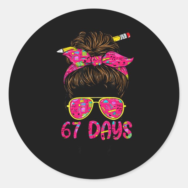 Pegatina Redonda Messy Bun 67 Days Smarter Funny 67 Kids 67 Days Of (Anverso)