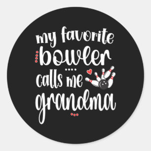 Pegatina Redonda Mi Bowler favorito me llama abuela de boliche