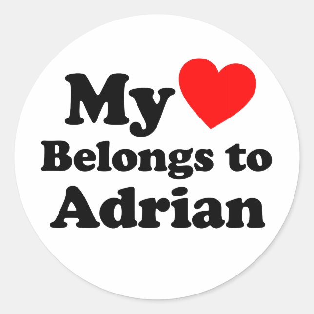 Pegatina Redonda Mi corazón pertenece a Adrian (Anverso)
