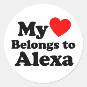 Pegatina Redonda Mi corazón pertenece a Alexa