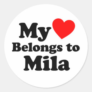 Pegatina Redonda Mi corazón pertenece a Mila
