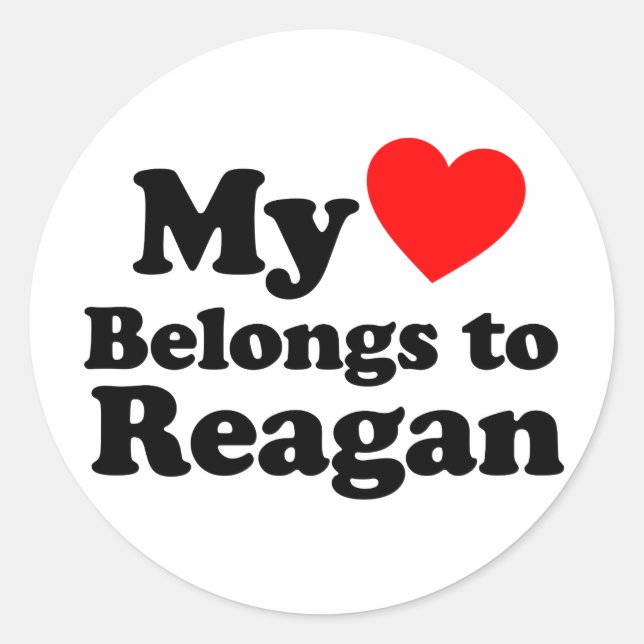 Pegatina Redonda Mi corazón pertenece a Reagan (Anverso)