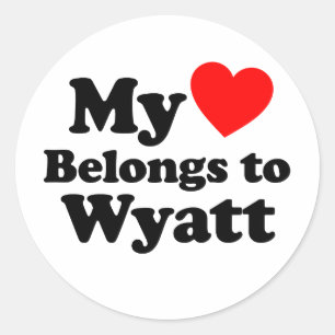 Pegatina Redonda Mi corazón pertenece a Wyatt