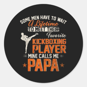 Pegatina Redonda Mi luchador de kickboxing de MMA favorito me llama