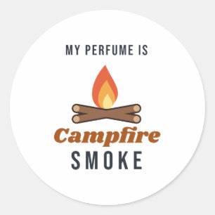 Pegatina Redonda Mi perfume es humo de hoguera Humor de camping