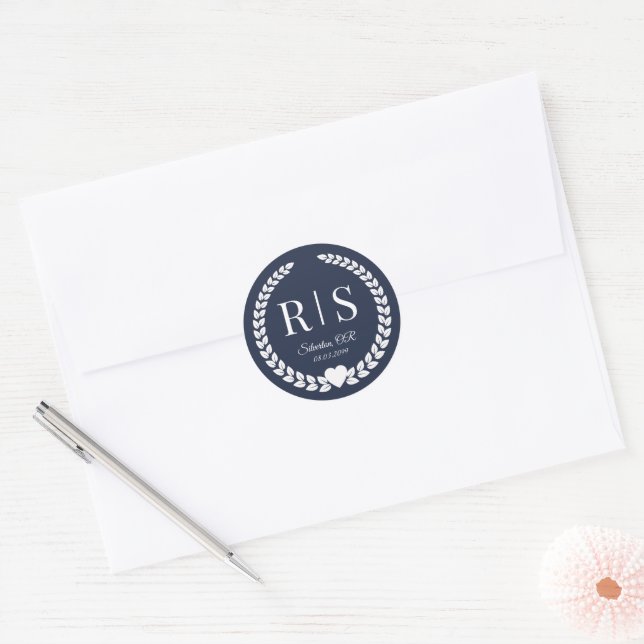 Pegatina Redonda Midnight Navy Blue Wedding Monogram Initials (Sobre)