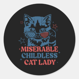 Pegatina Redonda Miserables gatos sin hijos para Kamala Harris 2