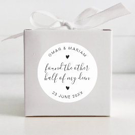 Pegatina Redonda Mitad de mi elegante cita con texto negro