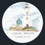 Pegatina Redonda Moda Dusky Aqua Blue Lighthouse Boda de Montaña<br><div class="desc">Para cualquier personalización adicional o cualquier otro elemento que coincida,  no dude en ponerse en contacto conmigo en yellowfebstudio@gmail.com</div>