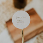 Pegatina Redonda Moda moderna Vintage Gold S'more Love Pegatinas<br><div class="desc">Estos modernos pegatinas de moda de oro añejo son perfectos para una simple recepción nupcial. El diseño de boho neutro presenta una tipografía bohemia rústica única y elegante de color oro y marfil crema. Personalice las etiquetas del pegatina con sus nombres y la fecha. Estos pegatinas se pueden usar como...</div>